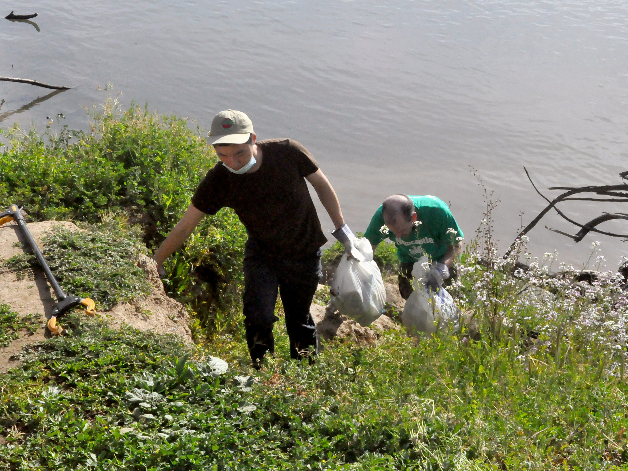 CTS team cleaning trash